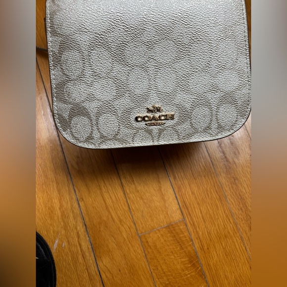Coach Gold Lysa Top Handle Bag NWT - Picture 4 of 9